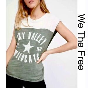 WE THE FREE Andy Graphic Tee - attached belt